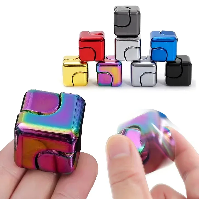 Cool Office Tech Gadgets - Giroscopio giratorio de cubo de Metal